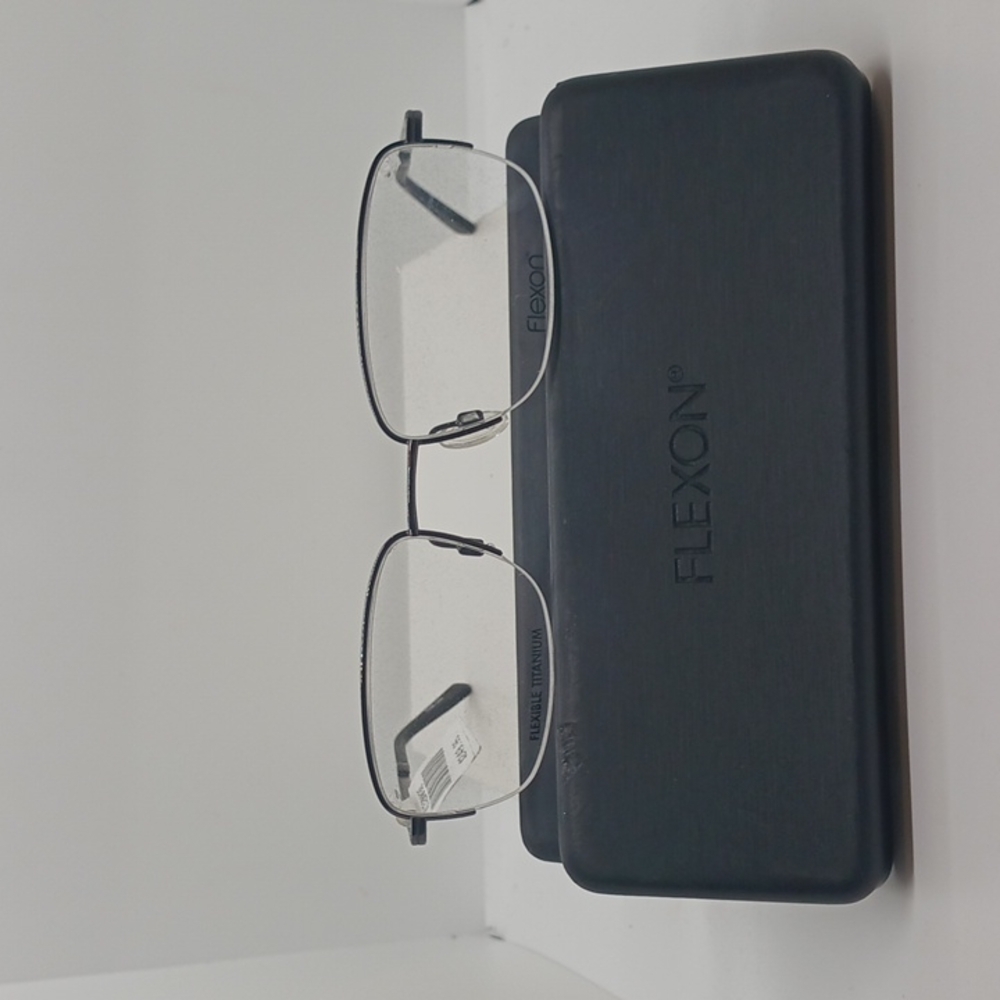 NWT MEN'S FLEXON EYEGLASS FRAMES MELVILLE 600 BLACK